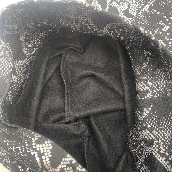 Zenana Snake Print Fleece Leggings NP-54013 Metallic Size L/XL - Picture 11 of 11